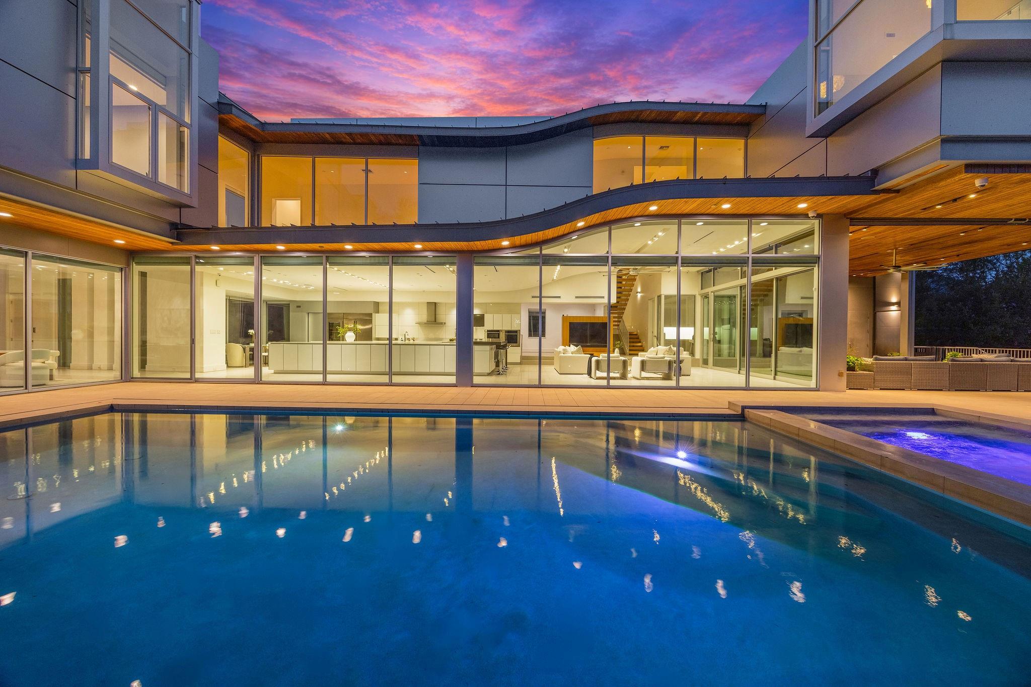 4616 Oleander Street