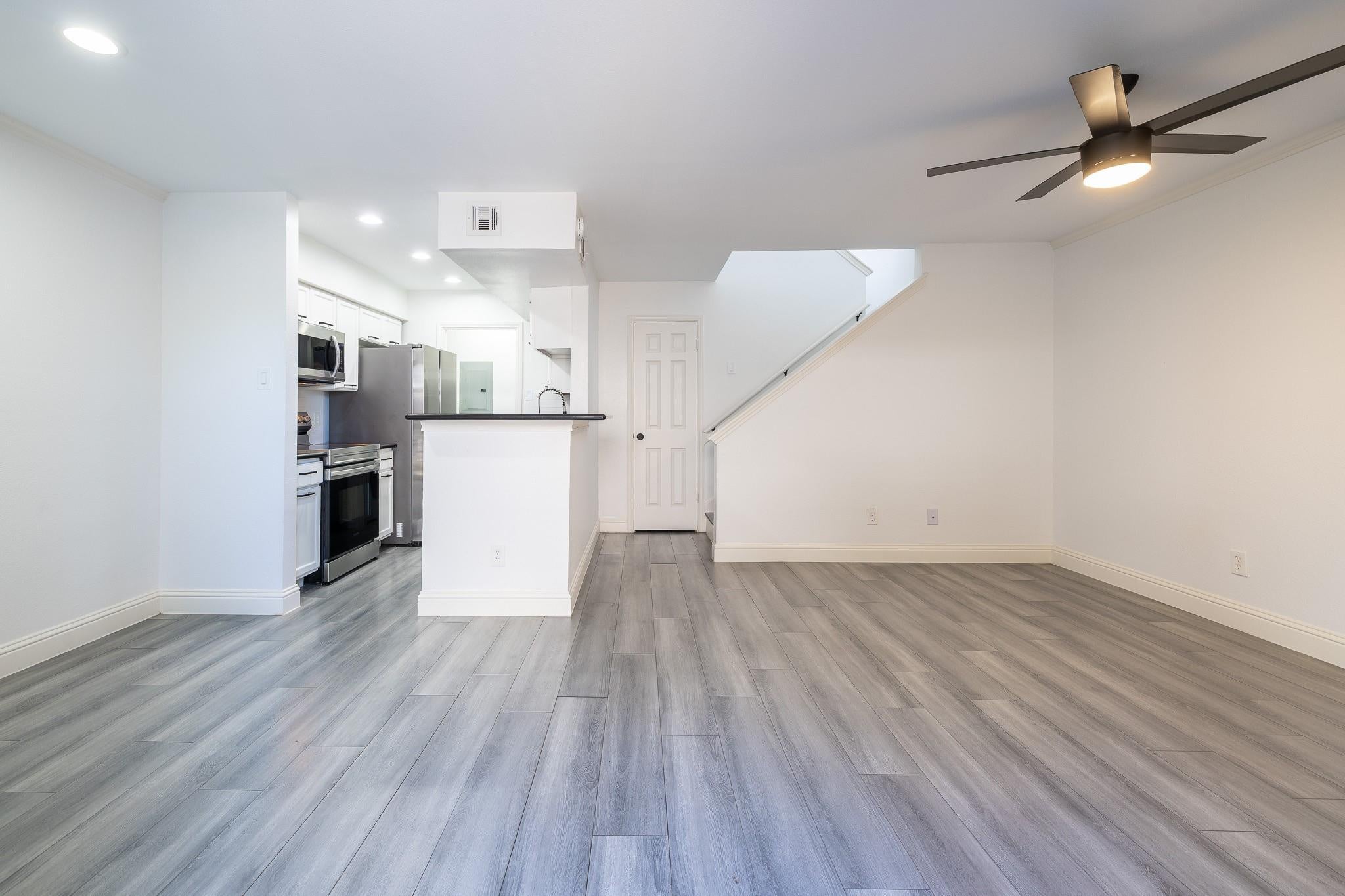 14600 Fonmeadow Drive 807