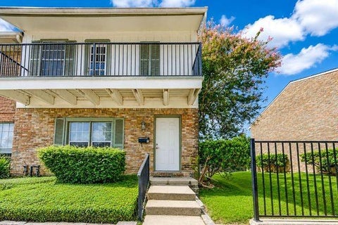 Photo of 1846 Hollister Street #7, Houston, TX 77080 (MLS # 11657992)