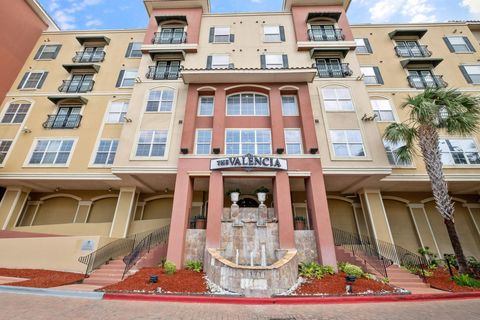 Photo of 1711 Old Spanish Trail #303, Houston, TX 77054 (MLS # 70888020)