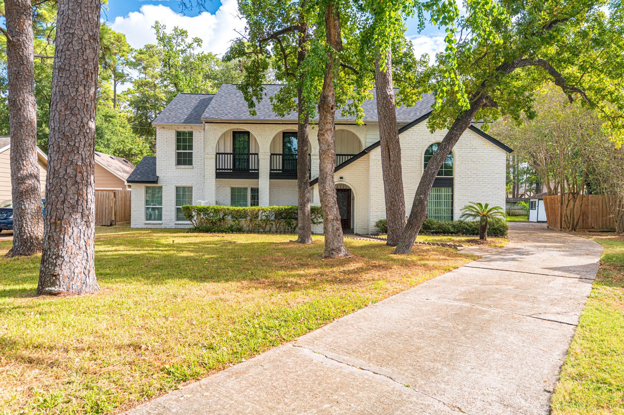 16902 Summit Oaks Lane