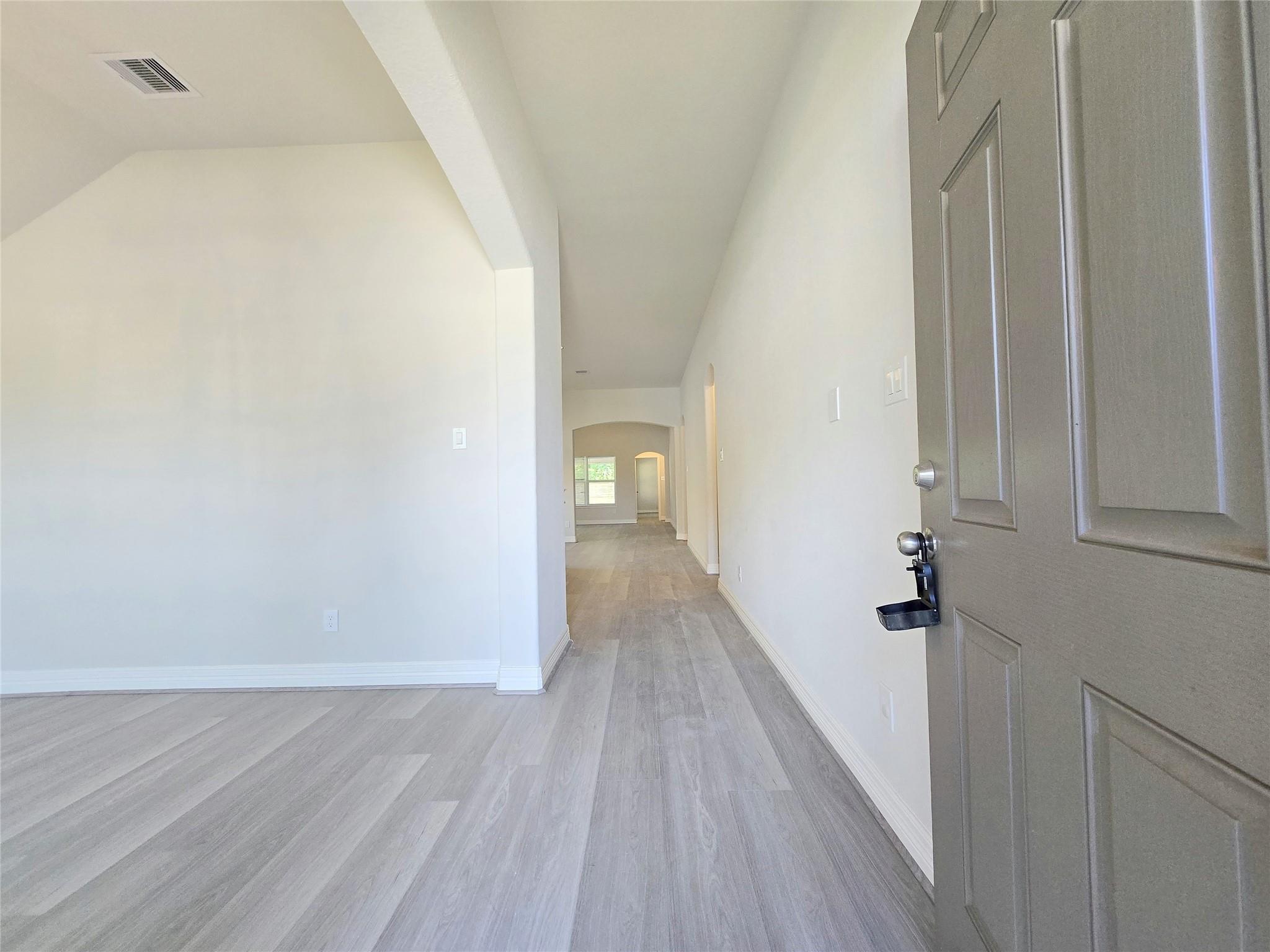 3327 Avary River Lane