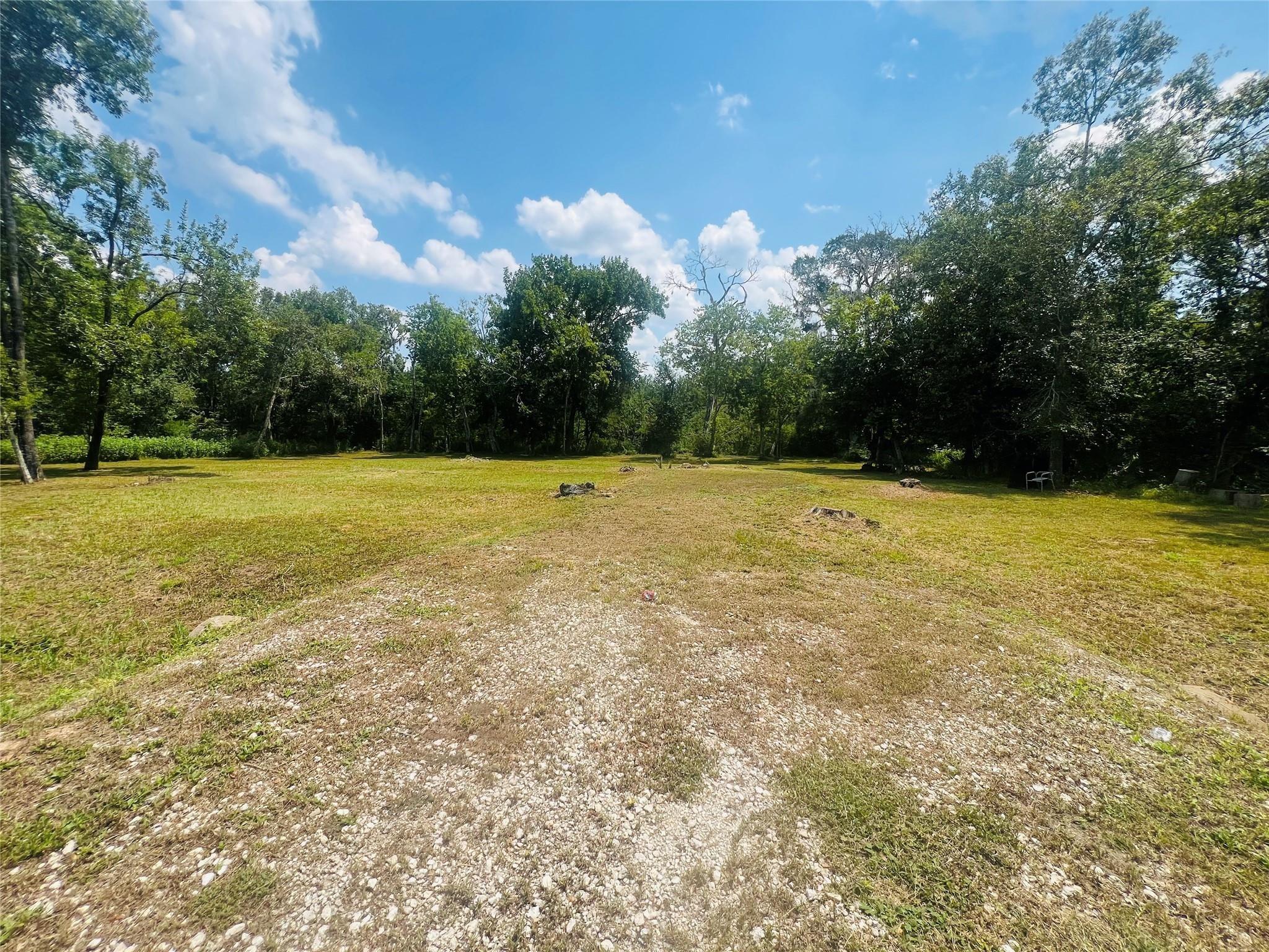 0 Elm Cr 825c Street