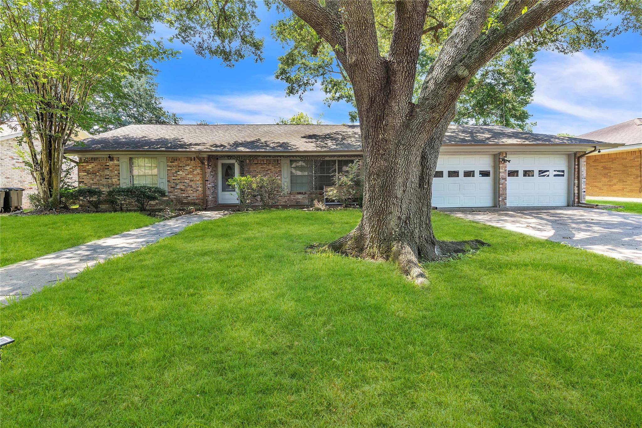 2207 Mockingbird Lane