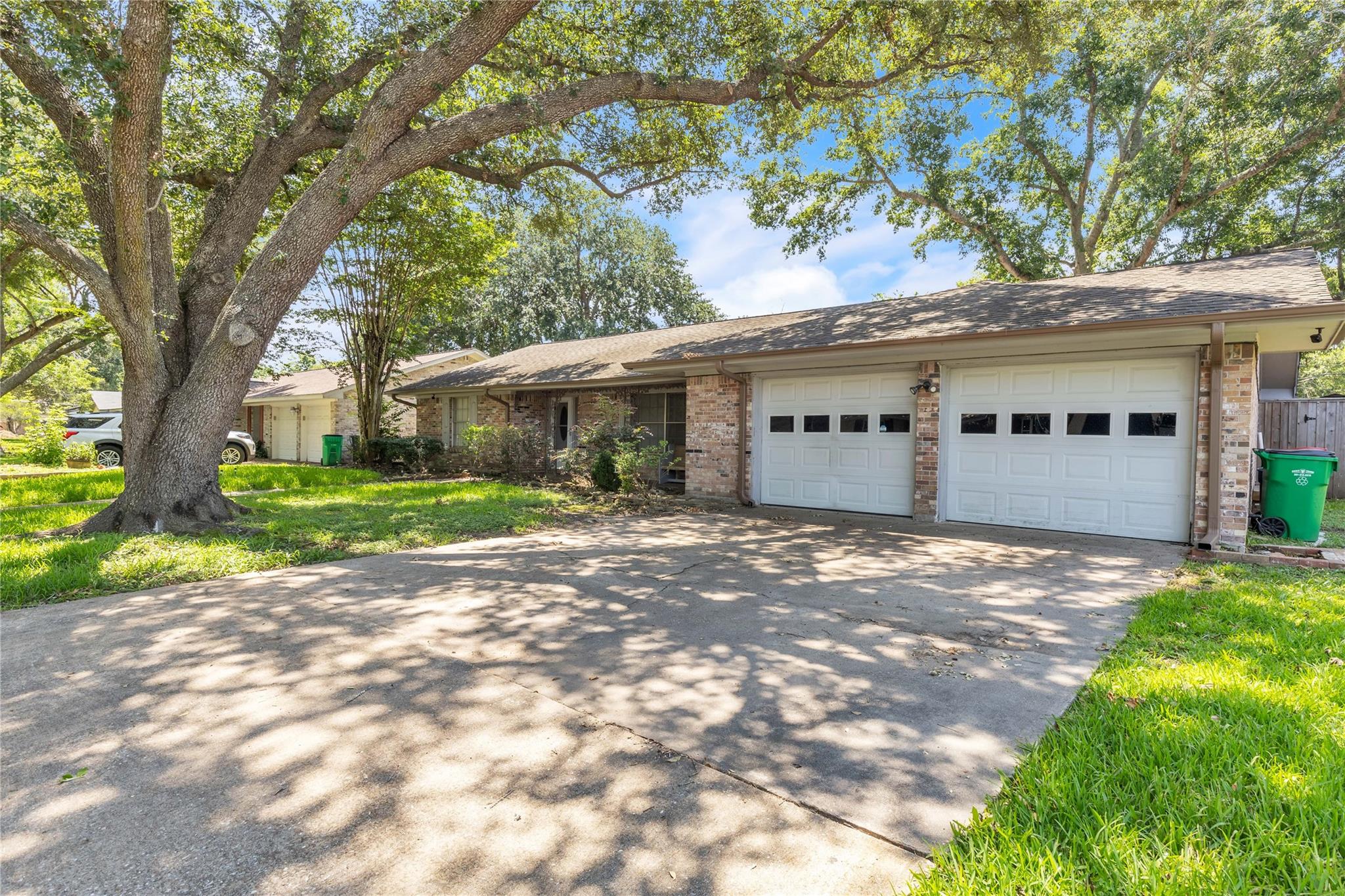 2207 Mockingbird Lane