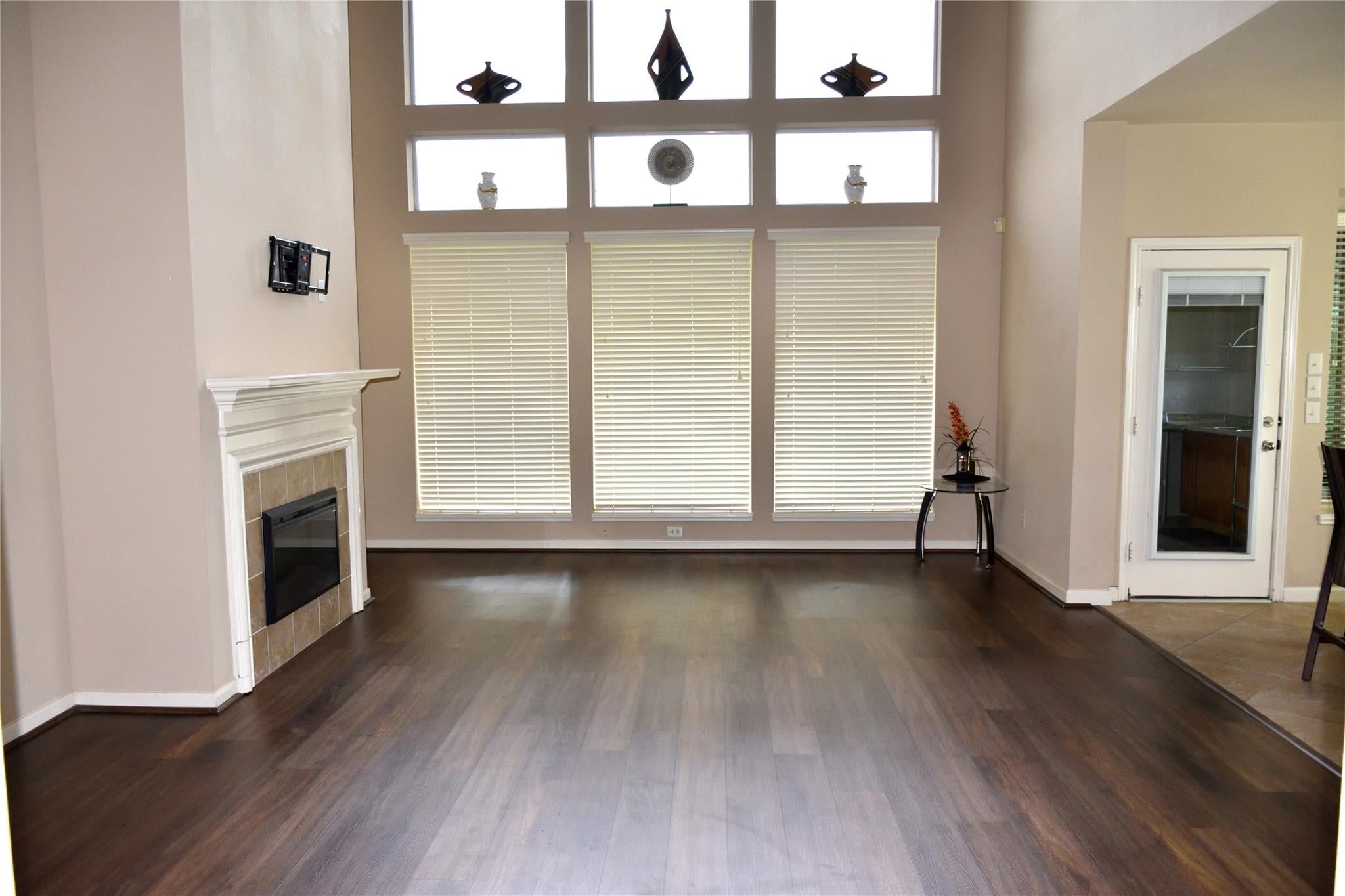 5106 Autumn Rose Lane