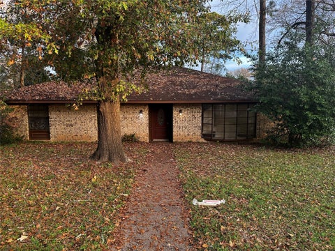 Homes For Sale - 321 Olive Street St<br/> Huntsville, TX 77340