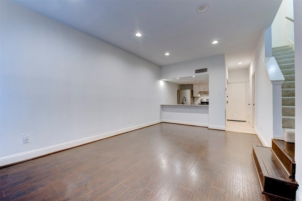 Photo of 1920 Augusta Drive #19, Houston, TX 77057 (MLS # 77056893)