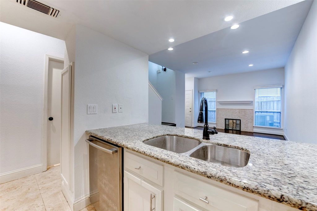 Photo of 1920 Augusta Drive #19, Houston, TX 77057 (MLS # 77056893)