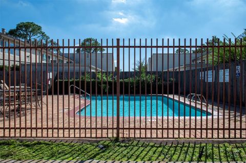 Photo of 1920 Augusta Drive #19, Houston, TX 77057 (MLS # 77056893)