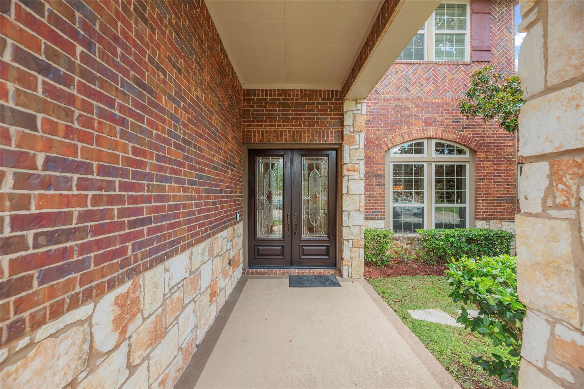 6115 Duke Trail Lane