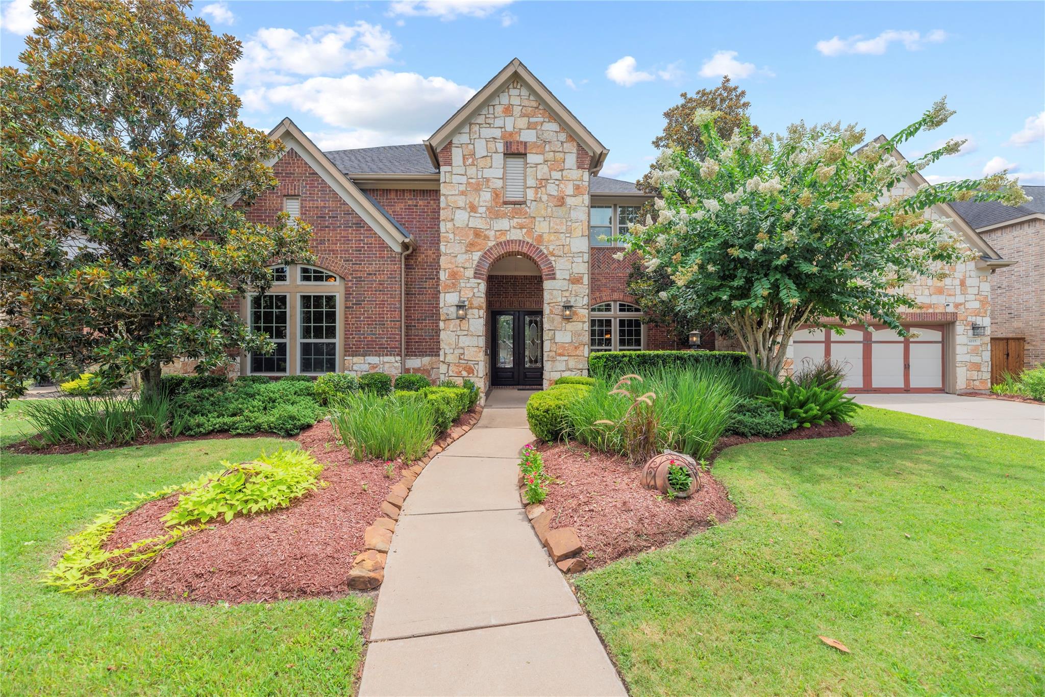 6115 Duke Trail Lane
