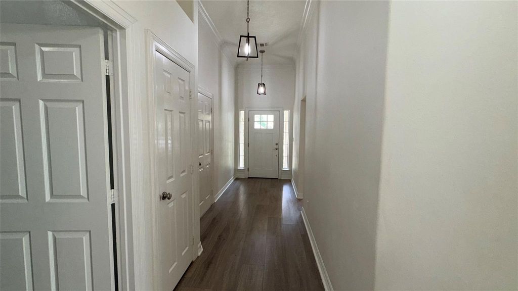 Photo of 1112 Walnut Bend, Brenham, TX 77833 (MLS # 29833446)