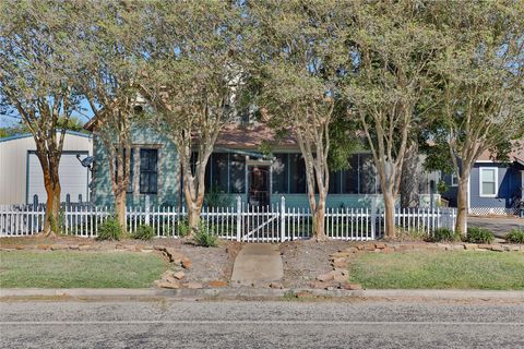 Photo of 260 Fisher Street, Matagorda, TX 77414 (MLS # 54127014) Photo of 260 Fisher Street, Matagorda, TX 77414 (MLS # 54127014)