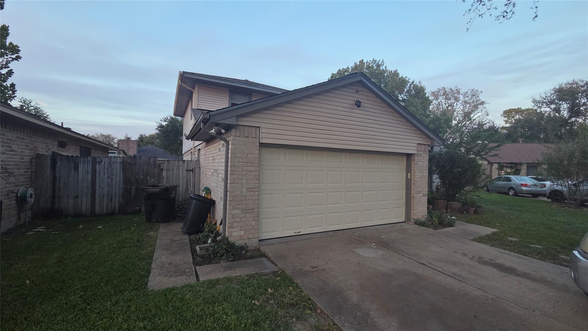 17918 Lake Manor Drive