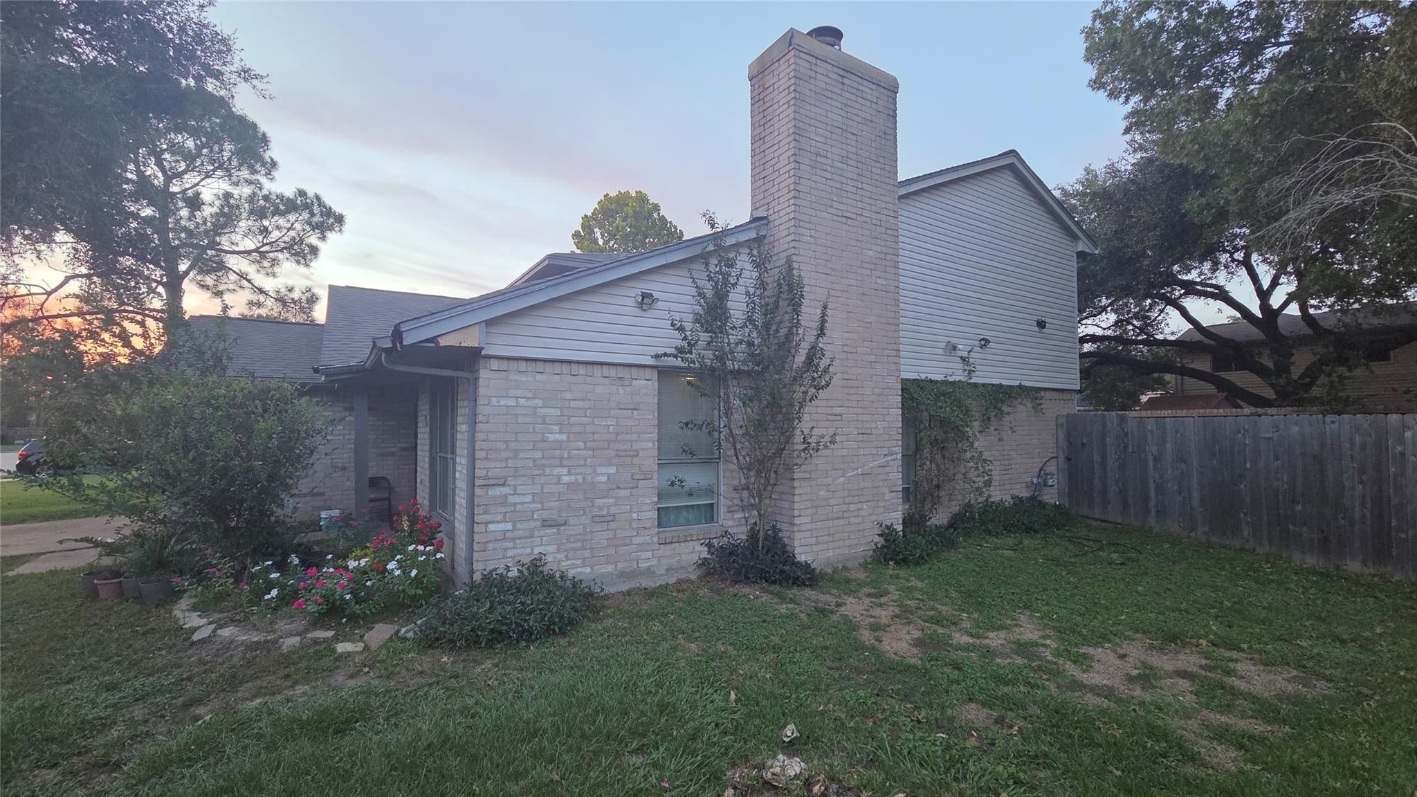 17918 Lake Manor Drive