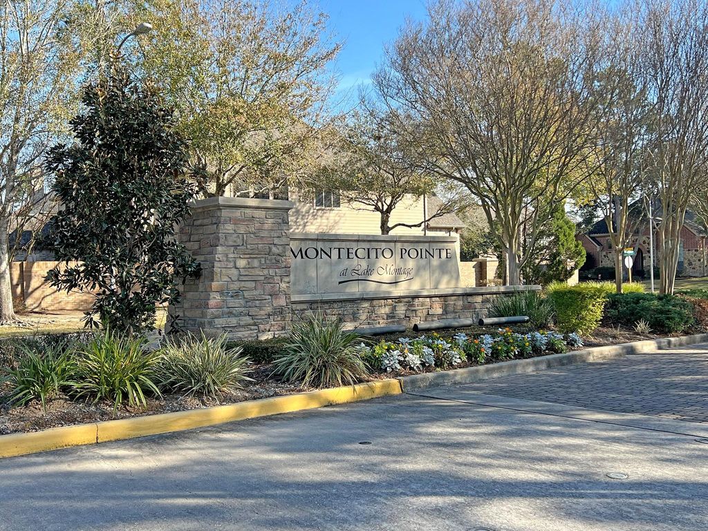 Photo of 17406 Lake Chelan Lane, Humble, TX 77346 (MLS # 10526778)