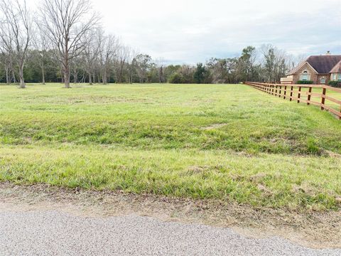 Vacant Land For Sale - 16834 Wrangler Road<br/> Rosharon, TX 77583