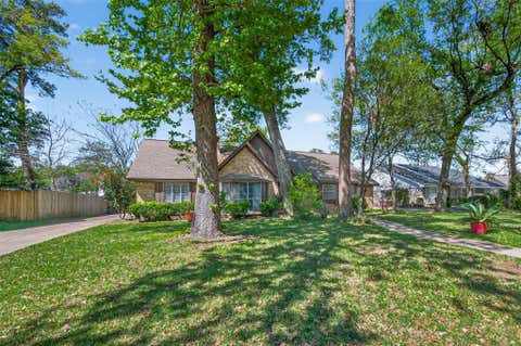 Homes For Sale - 1010 Rhine Lane<br/> Houston, TX 77090