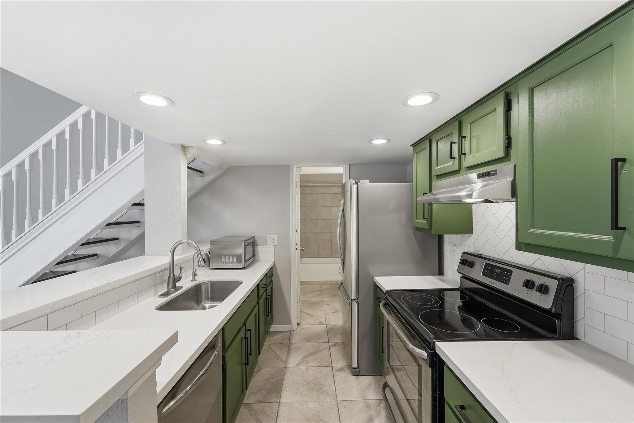 2300 Old Spanish Trail 2111