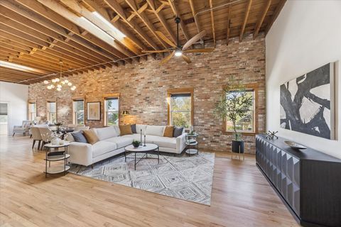 Photo of 945 Oxford Street, Houston, TX 77008 (MLS # 30164741)