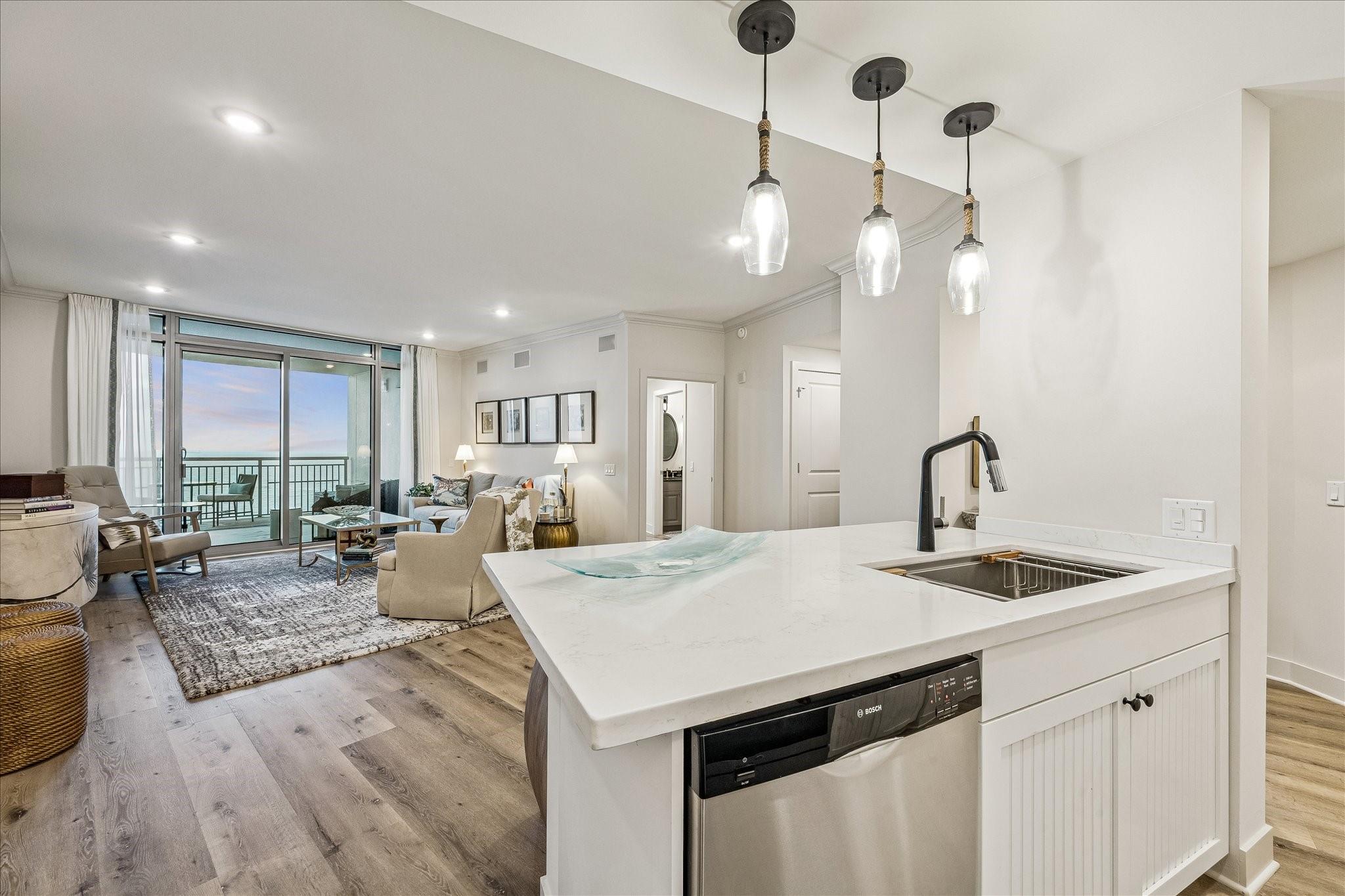 801 E Beach Drive TW1704