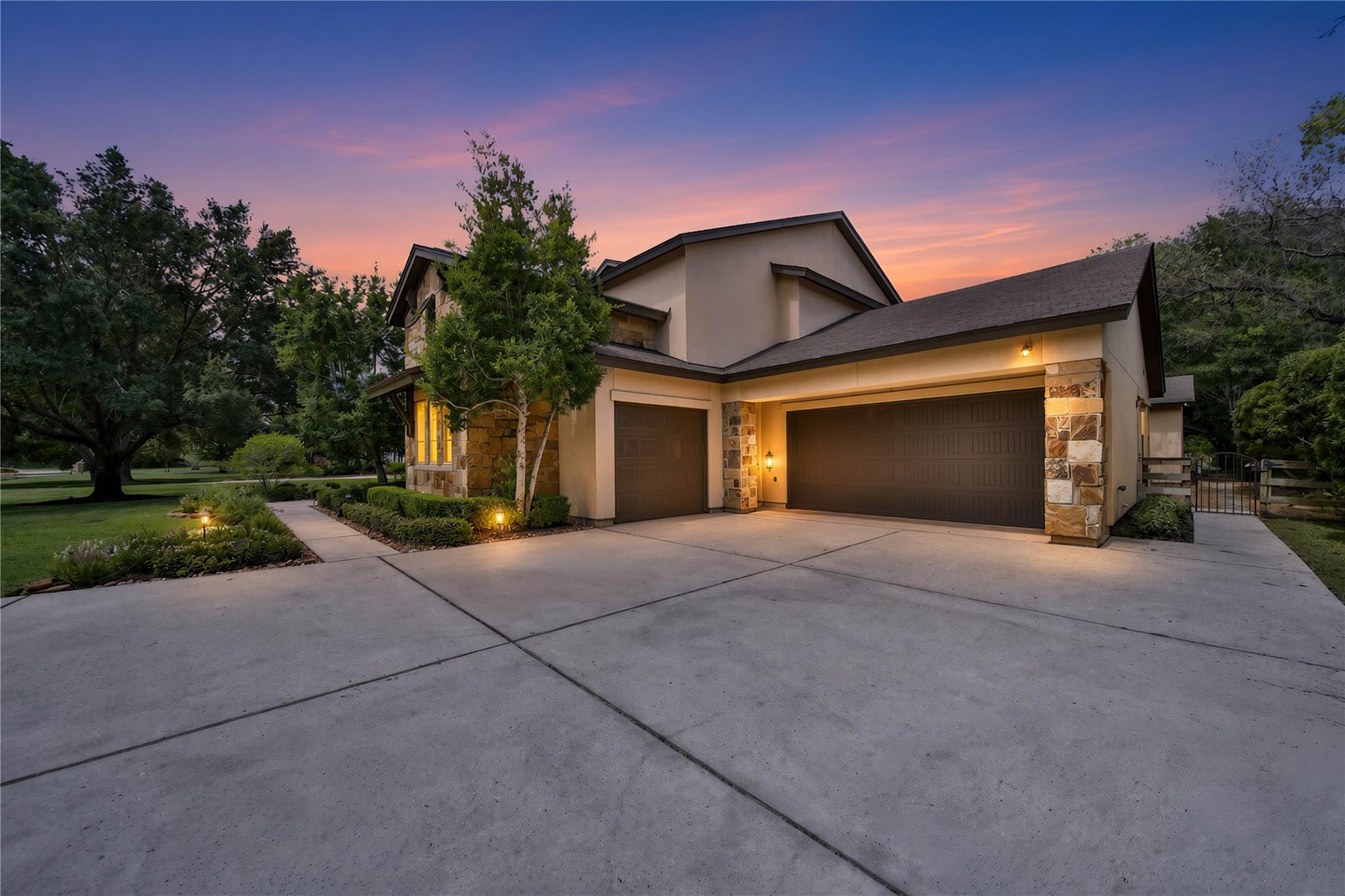 12718 Hunters Canyon Lane