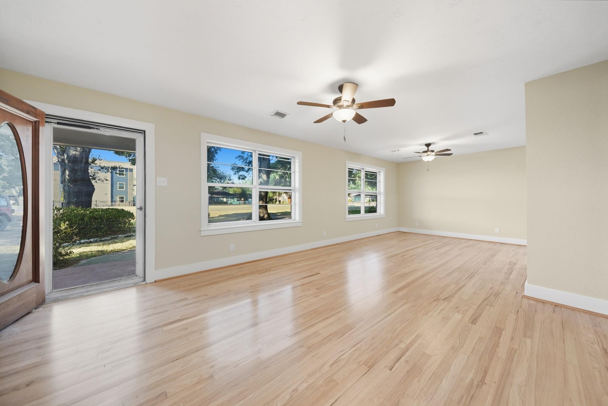 1452 S Circle