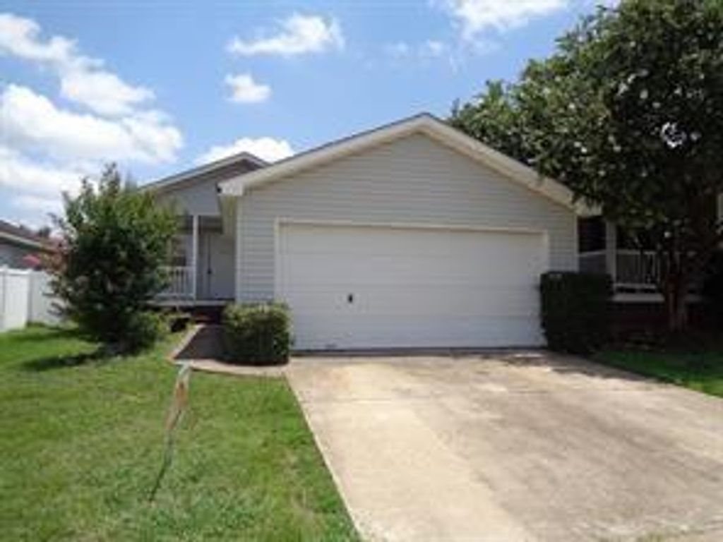 Photo of 21430 Sweet Grass Lane, Tomball, TX 77375 (MLS # 42463589)