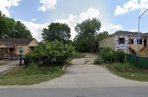 Vacant Land For Sale - 5110 Sunbeam Street<br/> Houston, TX 77033