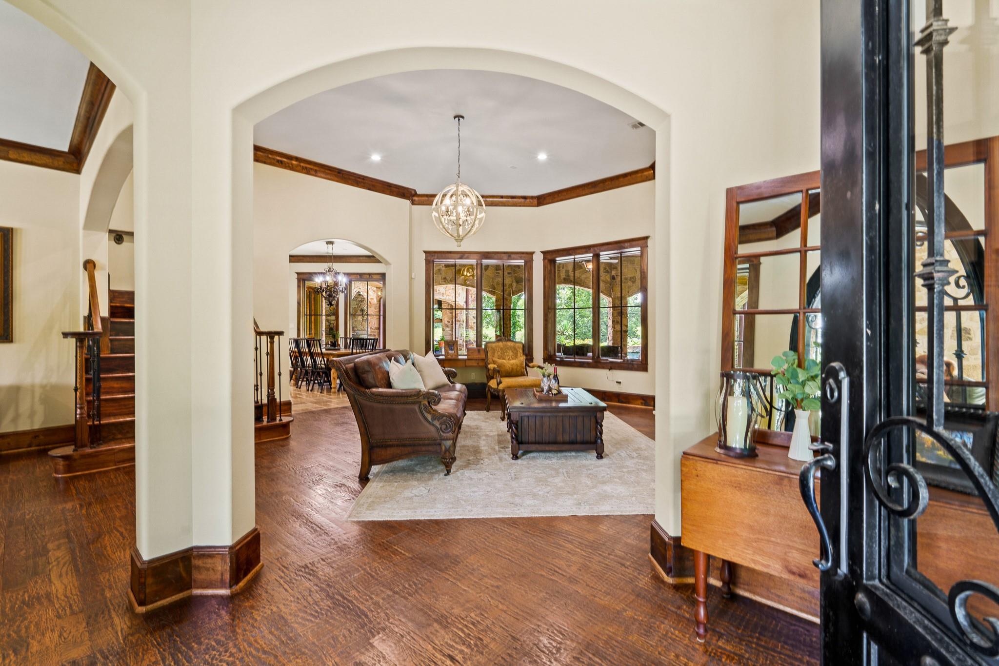 7402 Kelsey Lane