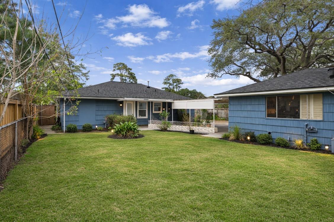 811 Sara Rose Street