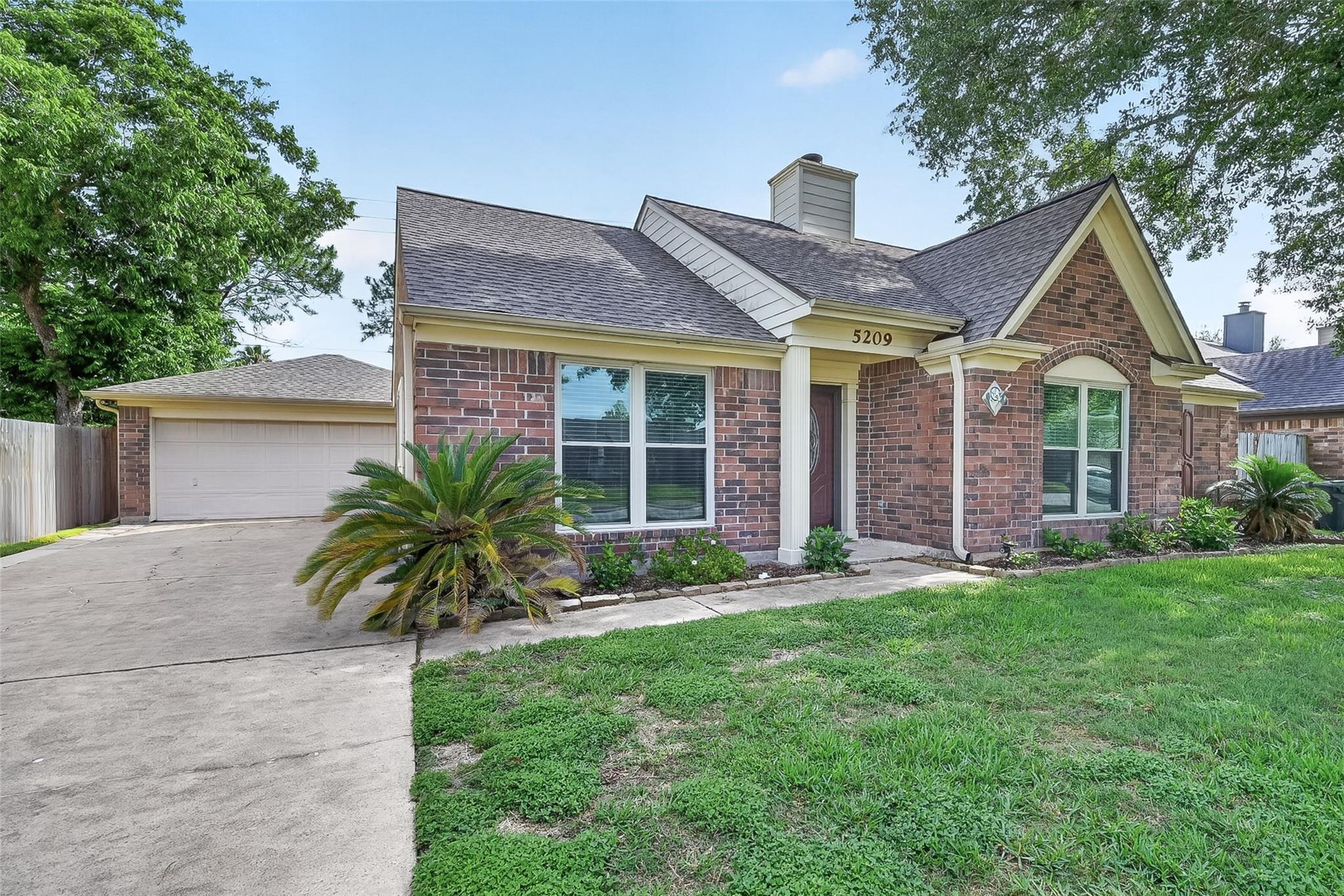 5209 Spring Circle Drive