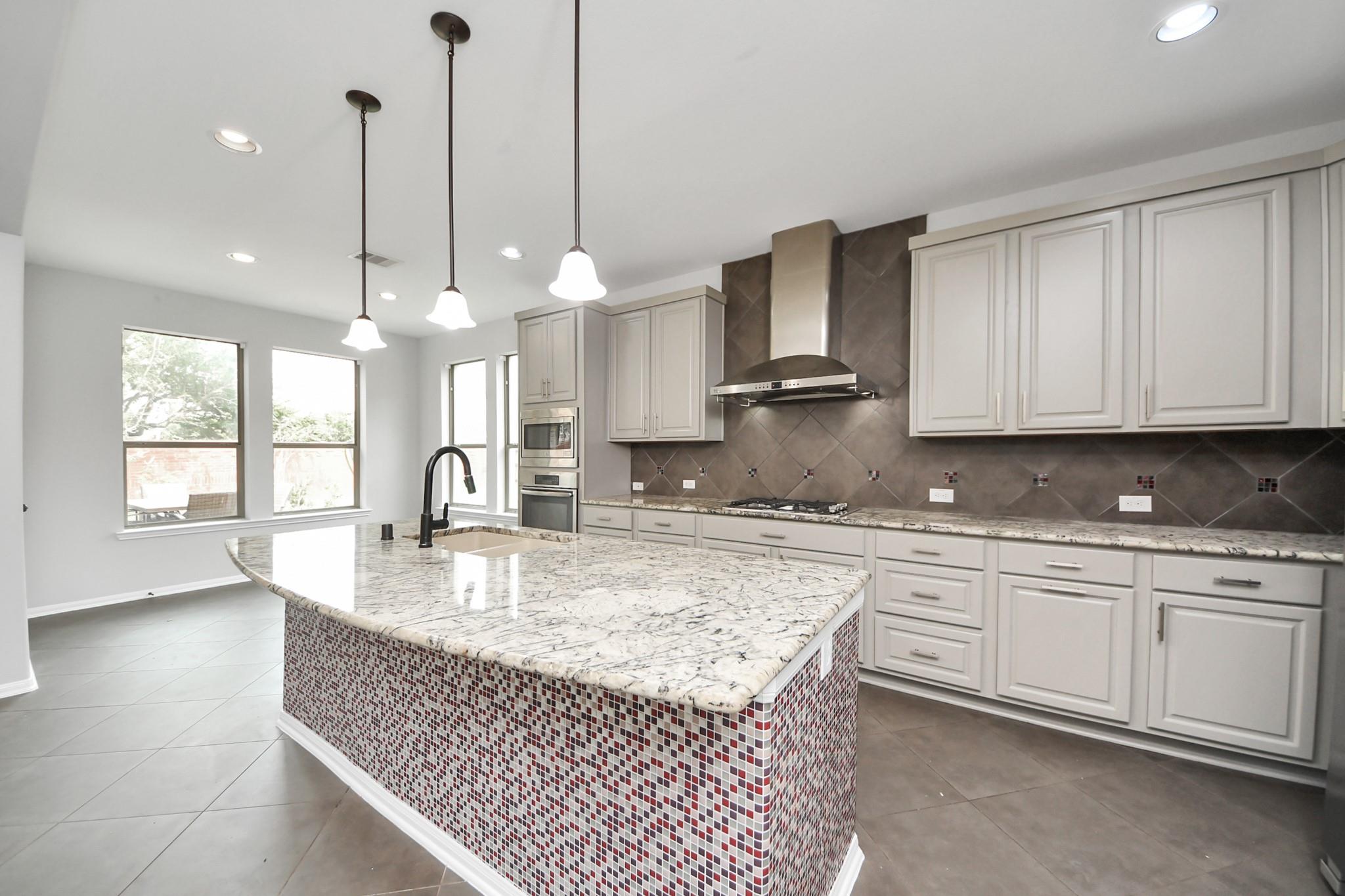 3806 Pearl Pass Lane