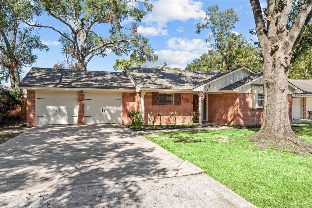 Photo of 10030 Haddington Drive, Houston, TX 77080 (MLS # 63938151)