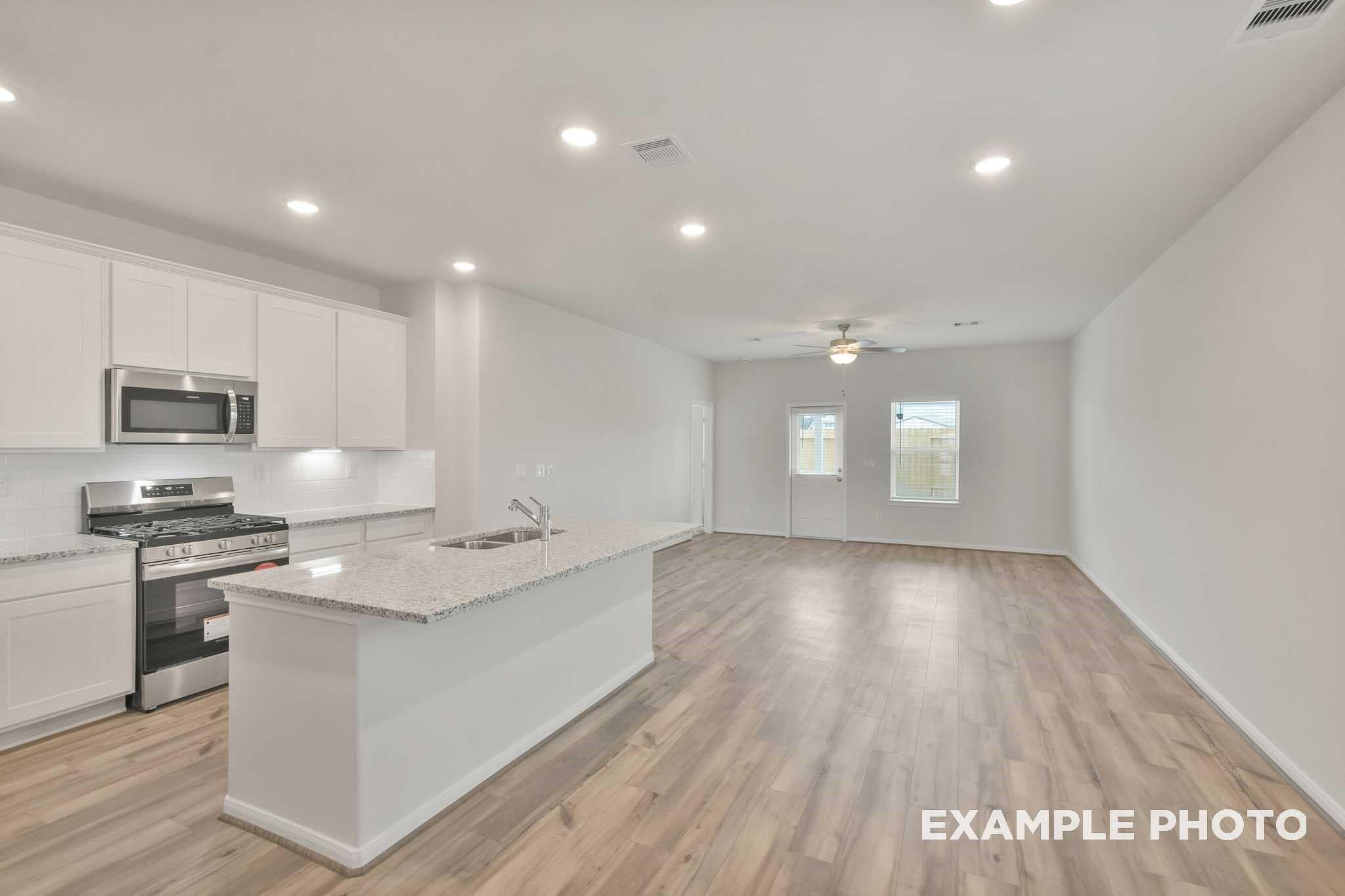 112 West Canopy Crossing Circle
