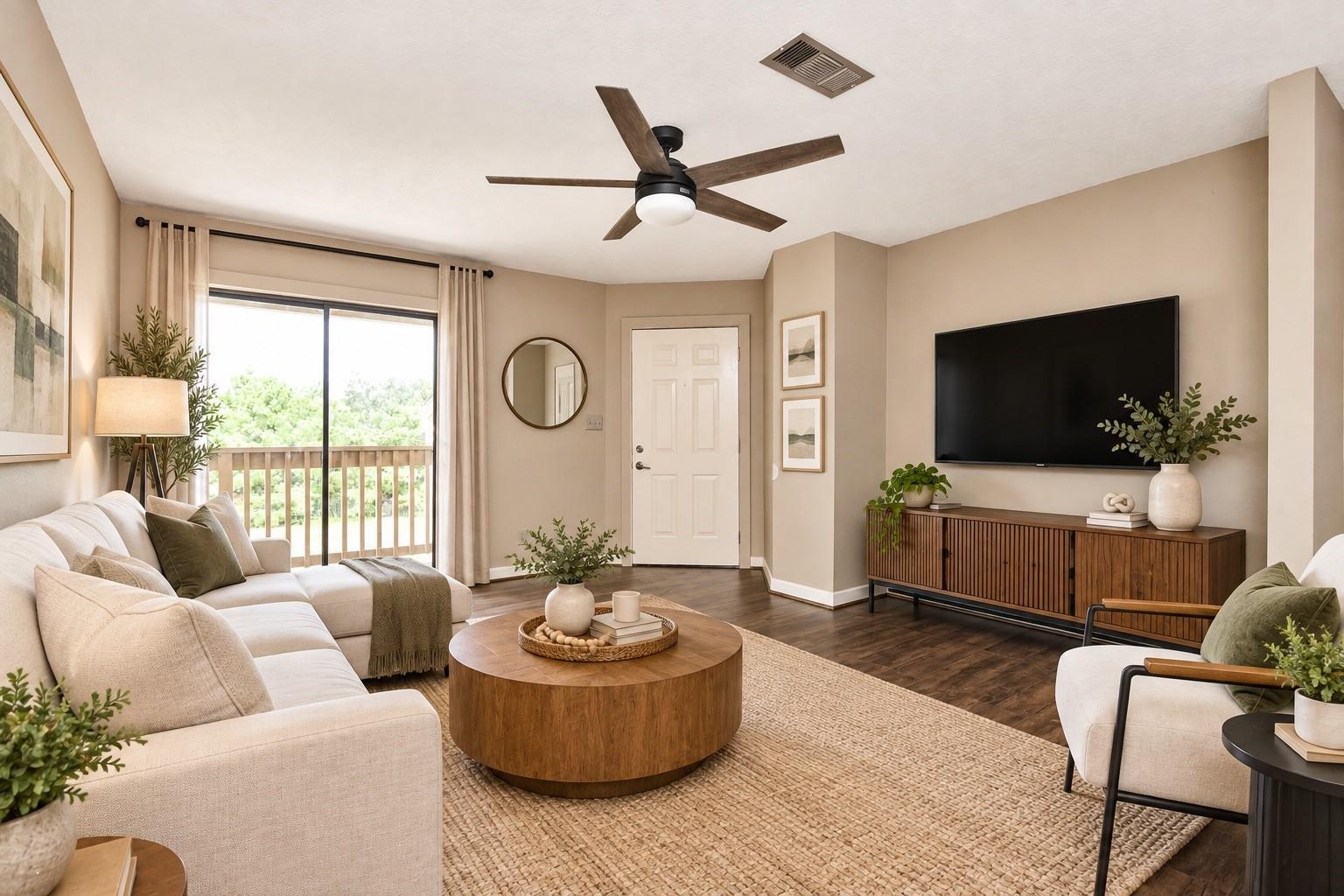 2501 Gulf Freeway 14A