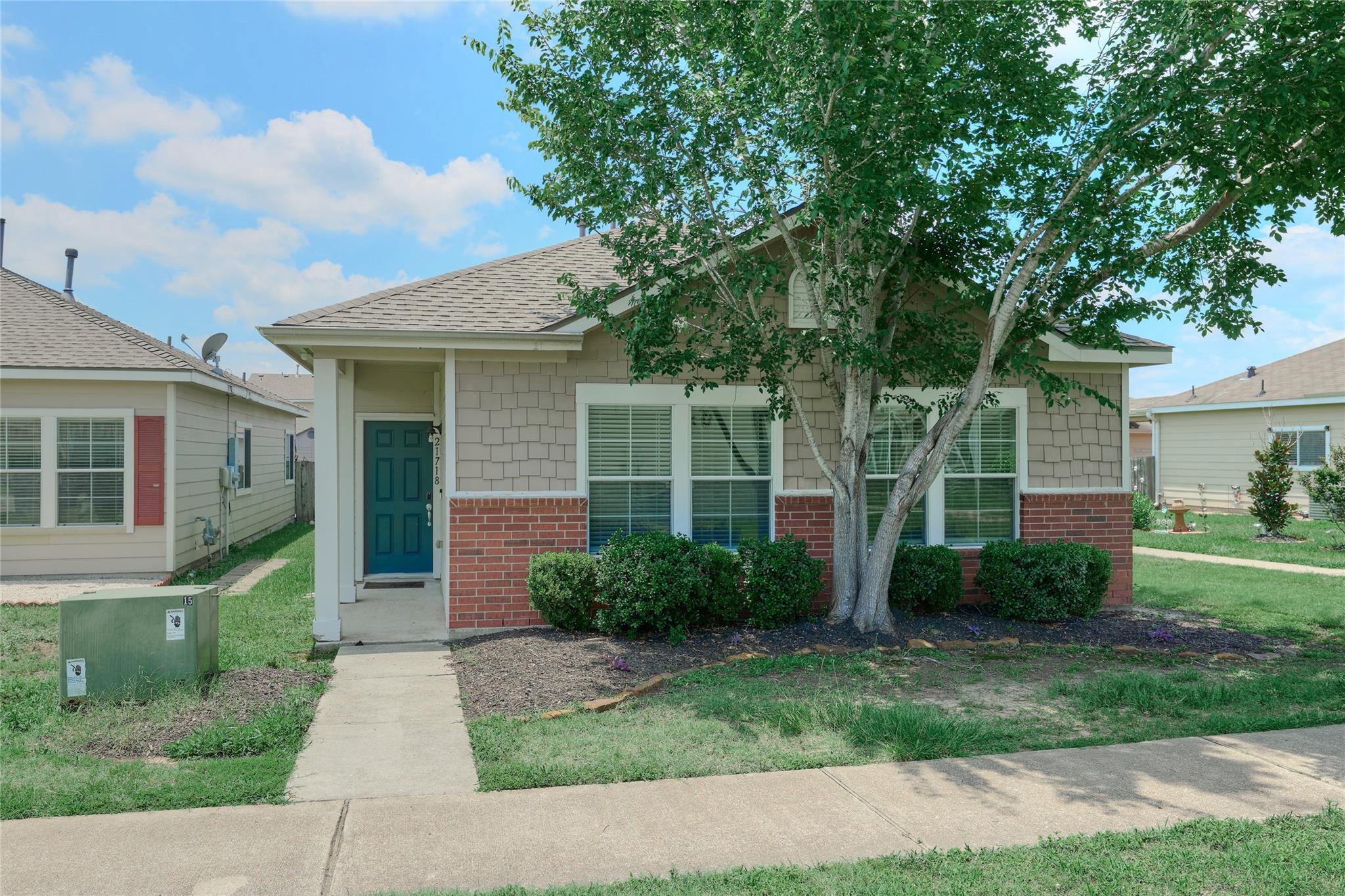 21718 Grassy Hill Lane