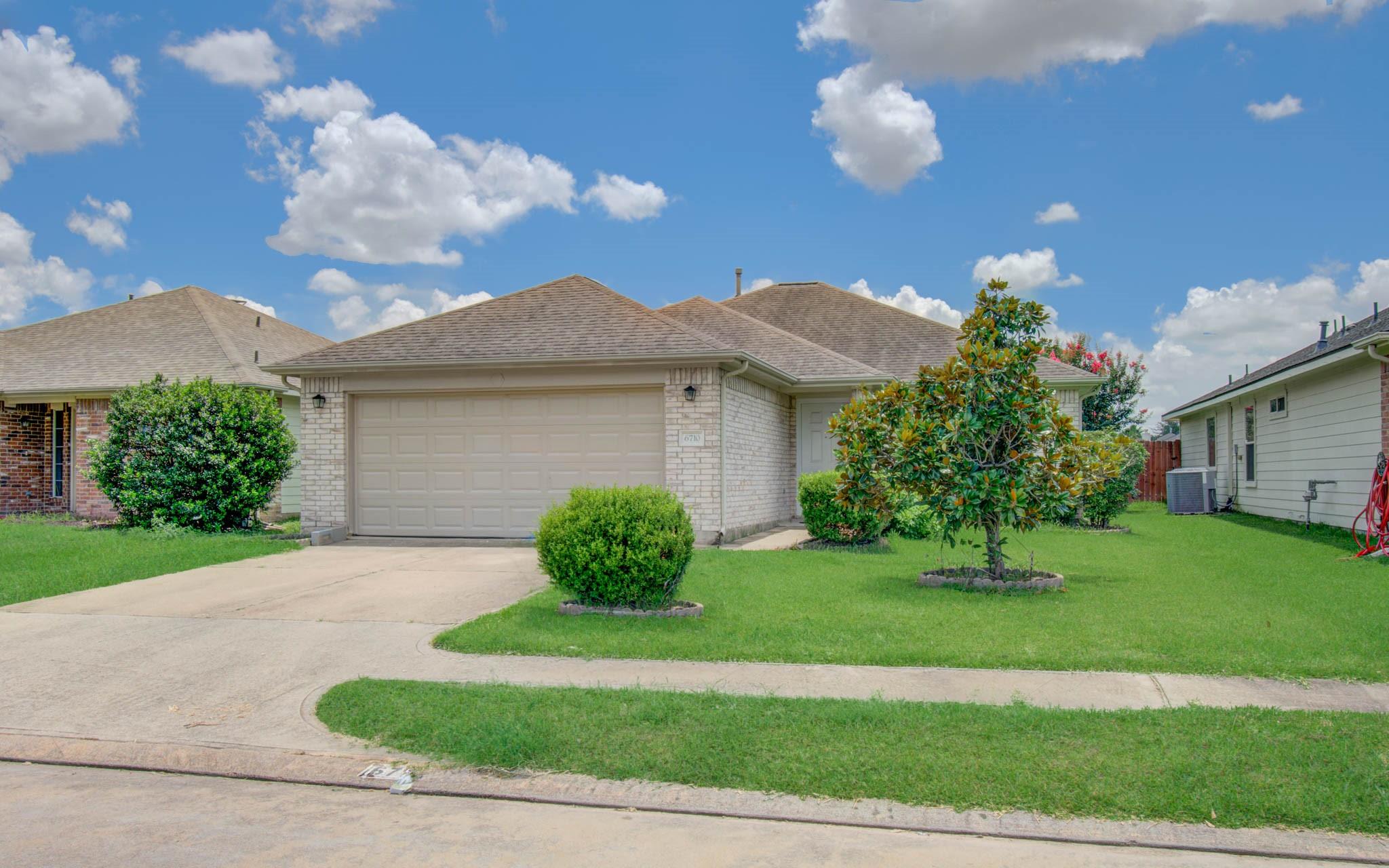 6710 Wellington Meadows Drive