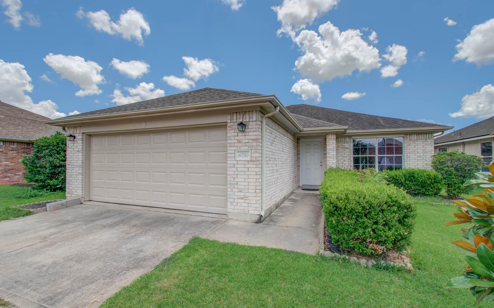 6710 Wellington Meadows Drive