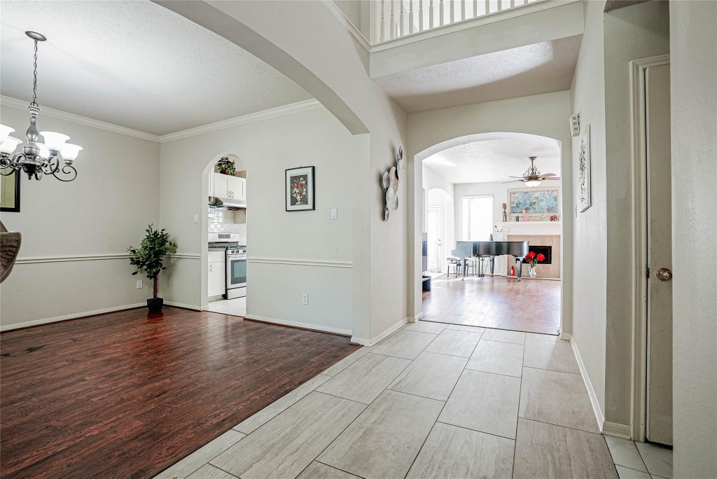 Photo of 3706 Heritage Colony DR, Missouri City, TX 77459 (MLS # 22684164)