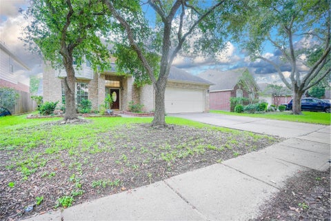 Photo of 3706 Heritage Colony DR, Missouri City, TX 77459 (MLS # 22684164)