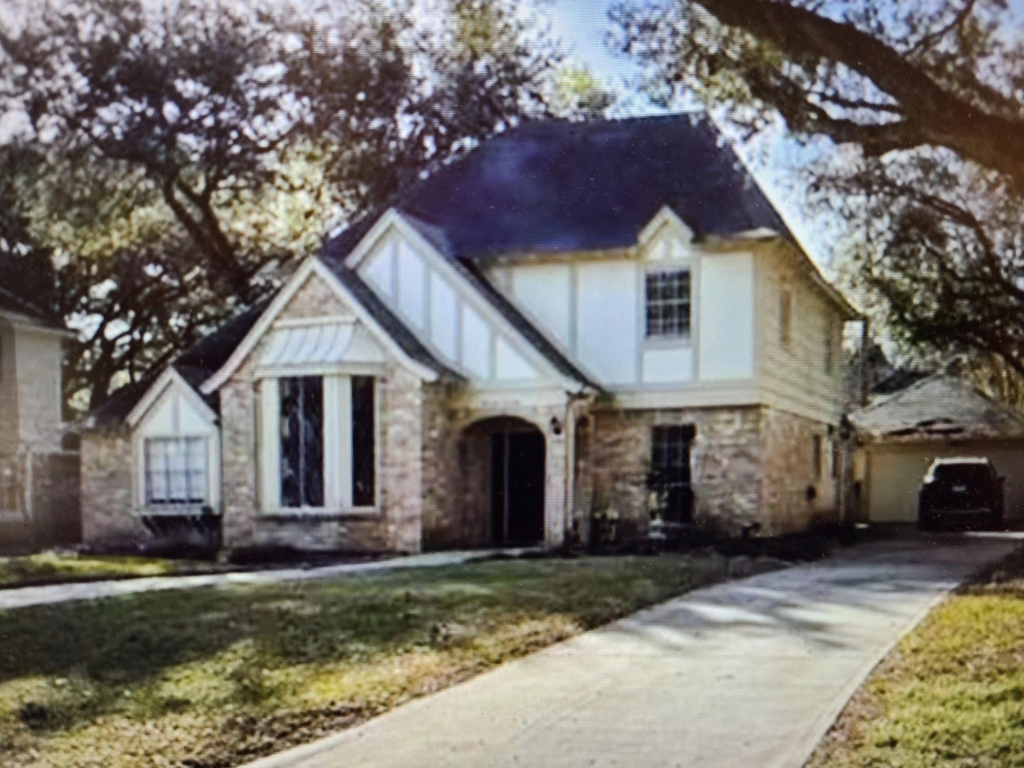 1414 Dominion Drive