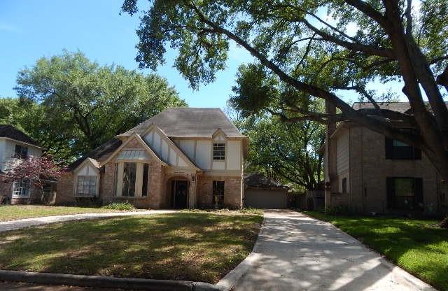 1414 Dominion Drive