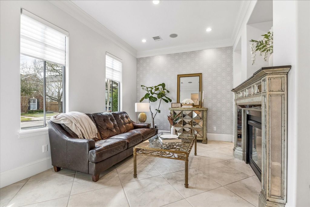 Photo of 4022 Coleridge Street, West University, TX 77005 (MLS # 81751265)