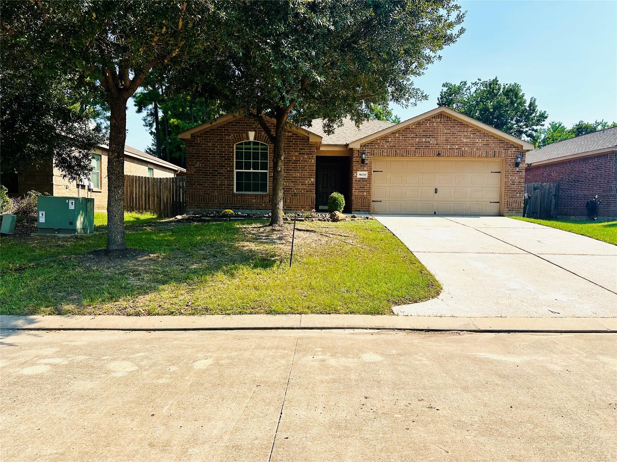 38110 N Sweetwater Cir
