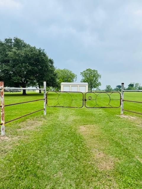 Photo of 1356 County Road 142 Allenhurst Rd, Van Vleck, TX 77482 (MLS # 8299400)