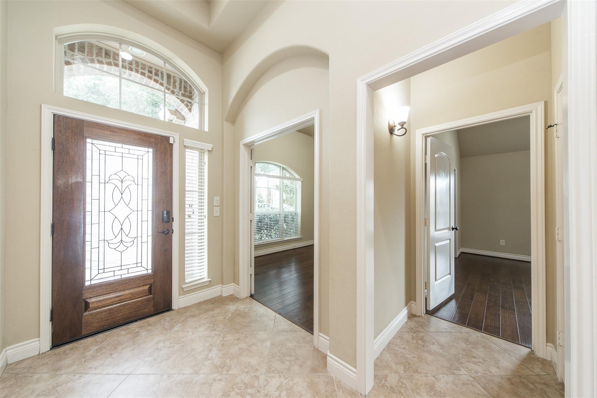 27106 Cross Pointe Court