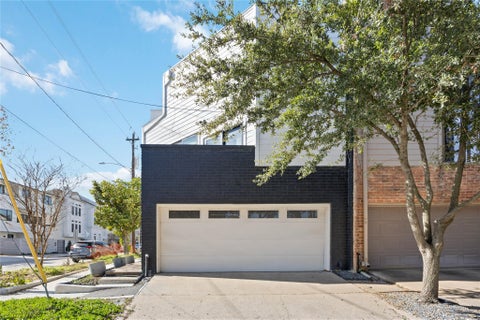 Photo of 3520 Mount Vernon Street, Houston, TX 77006 (MLS # 85154405)