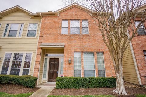 Photo of 13026 Gentryside Court, Houston, TX 77077 (MLS # 54585590)